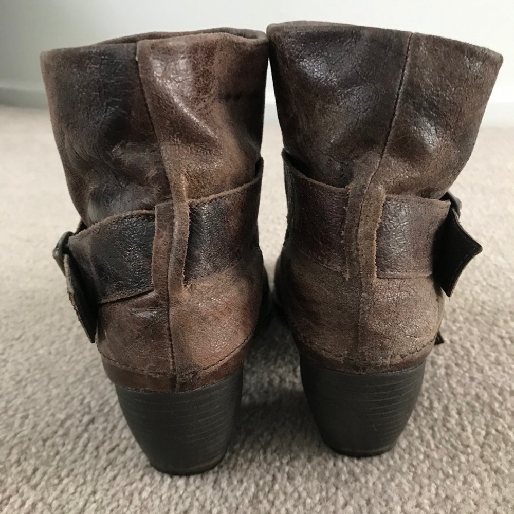 Mia Booties - Picture 4 of 7